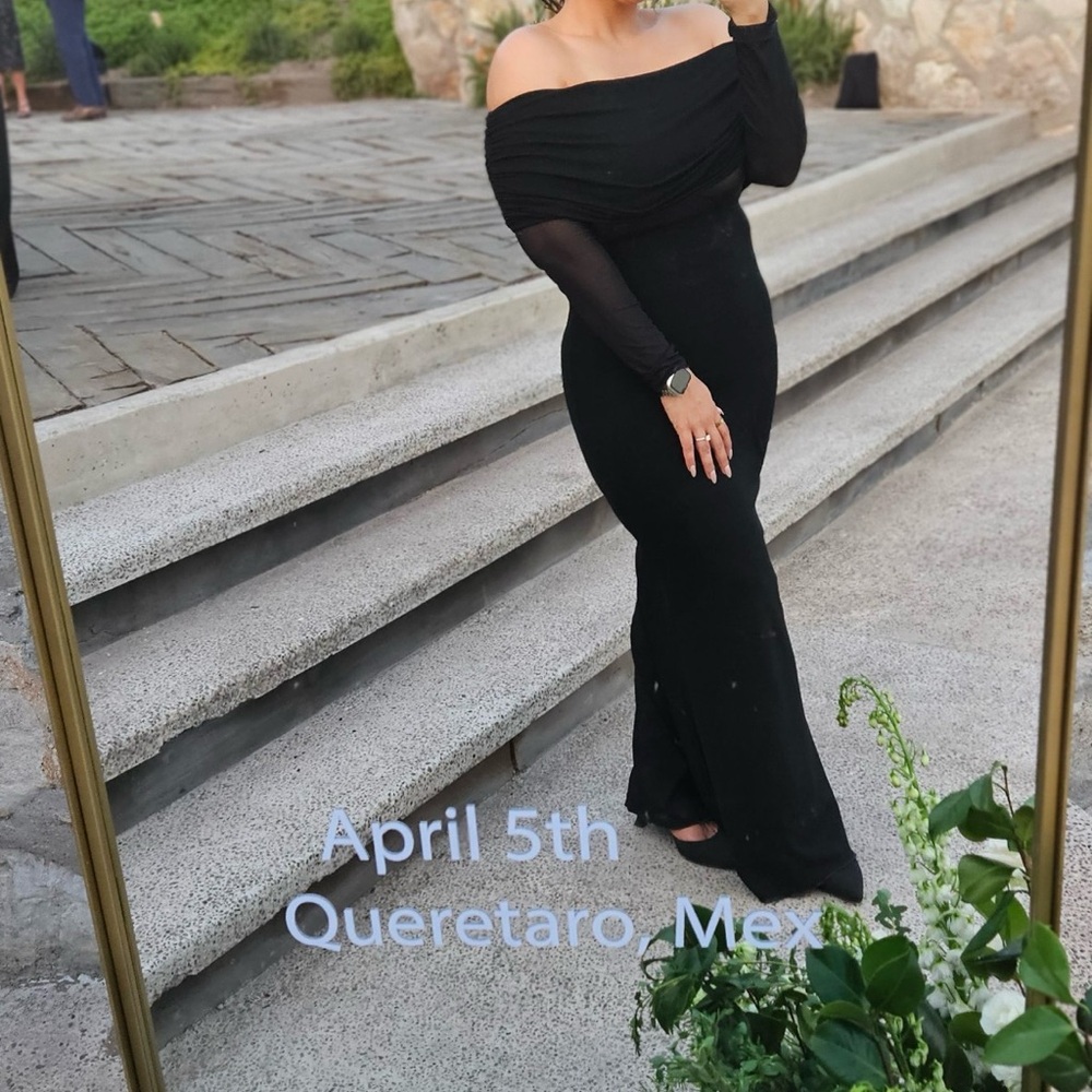Elegant Black Off-Shoulder Evening Dress